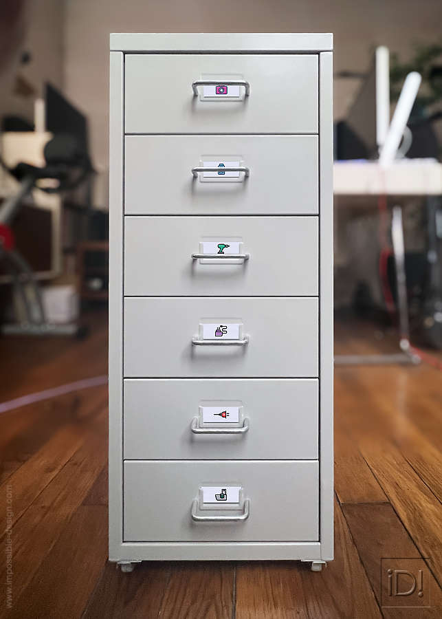 meuble à chargeur métallique à six tiroirs